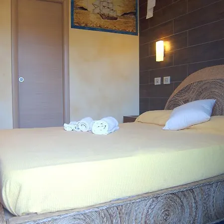 Bounty Bed & Breakfast 3*