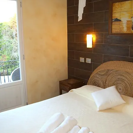 Bed & Breakfast Bounty 3*